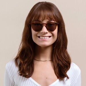 Raen basq tortoise/ green sun glasses